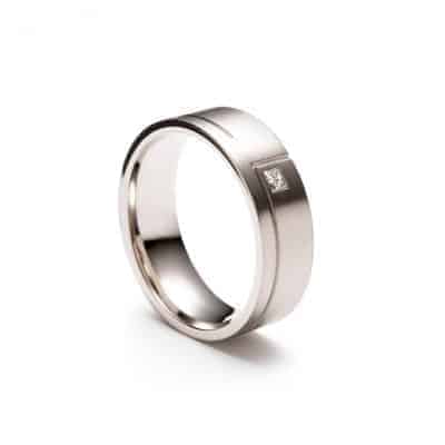 Brown & Newirth Wedding Ring with Satin Finish Brown & Newirth Wedding Ring with Satin Finish