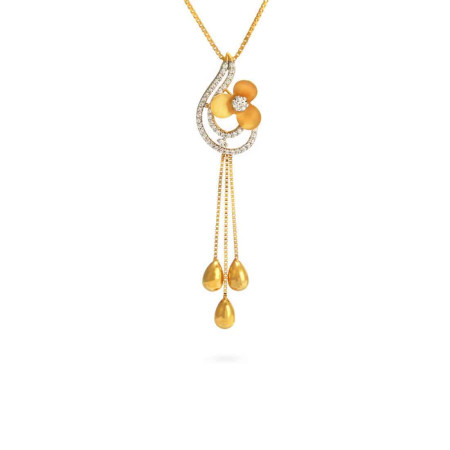 Gold Blooming Petal Necklace Gold Blooming Petal Necklace