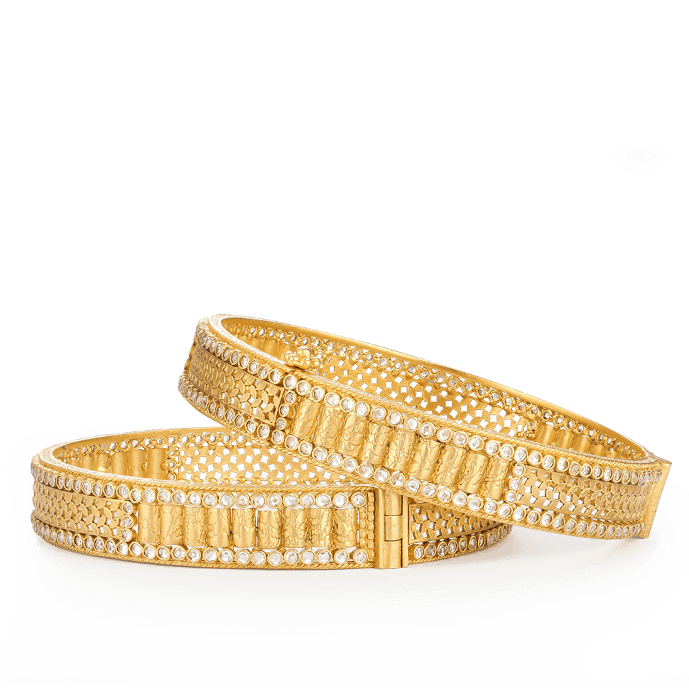 سوار من الذهب عيار 22 قيراط ذهبي بيضاوي الشكل على شكل حرف CZ سوار من الذهب عيار 22 قيراط ذهبي بيضاوي الشكل على شكل حرف CZ