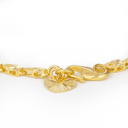 سوار حلية القلب الذهبي عيار 22 قيراط سوار حلية القلب الذهبي عيار 22 قيراط