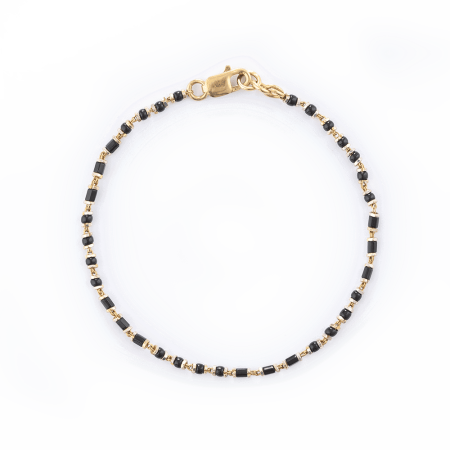 22ct Gold Ladies Bracelet With Black Beads 22ct Gold Ladies Bracelet With Black Beads
