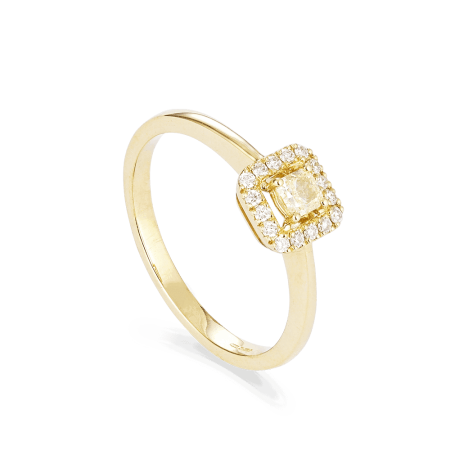 Cushion Cut Diamond Ring In Yellow Gold