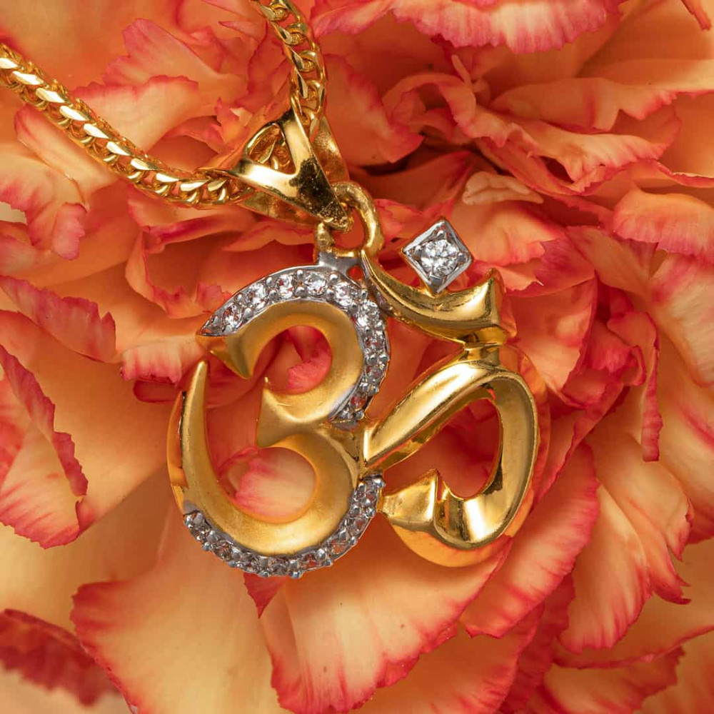 22 Ayar Altın Om Kolye 22 Ayar Altın Om Kolye