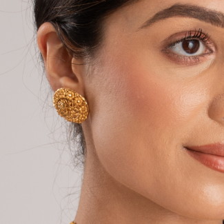 22 Carat Gold Earring With Antique Finish 22 Carat Gold Earring With Antique Finish