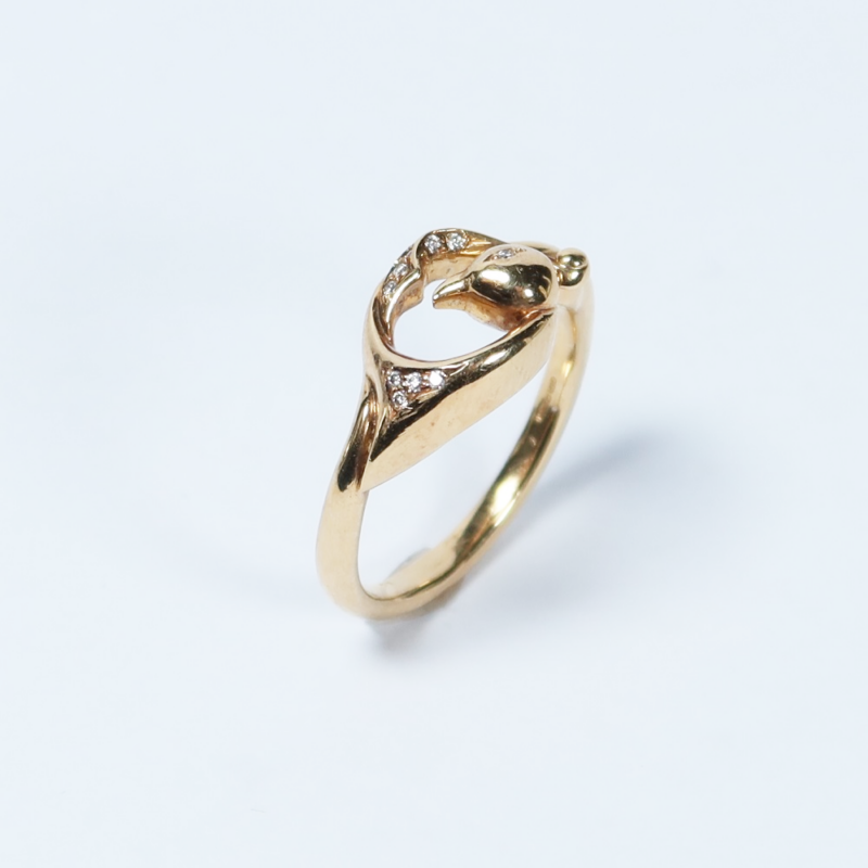 خاتم الطاووس الماسي فينياسا من الذهب الأصفر عيار 18 قيراط خاتم الطاووس الماسي فينياسا من الذهب الأصفر عيار 18 قيراط