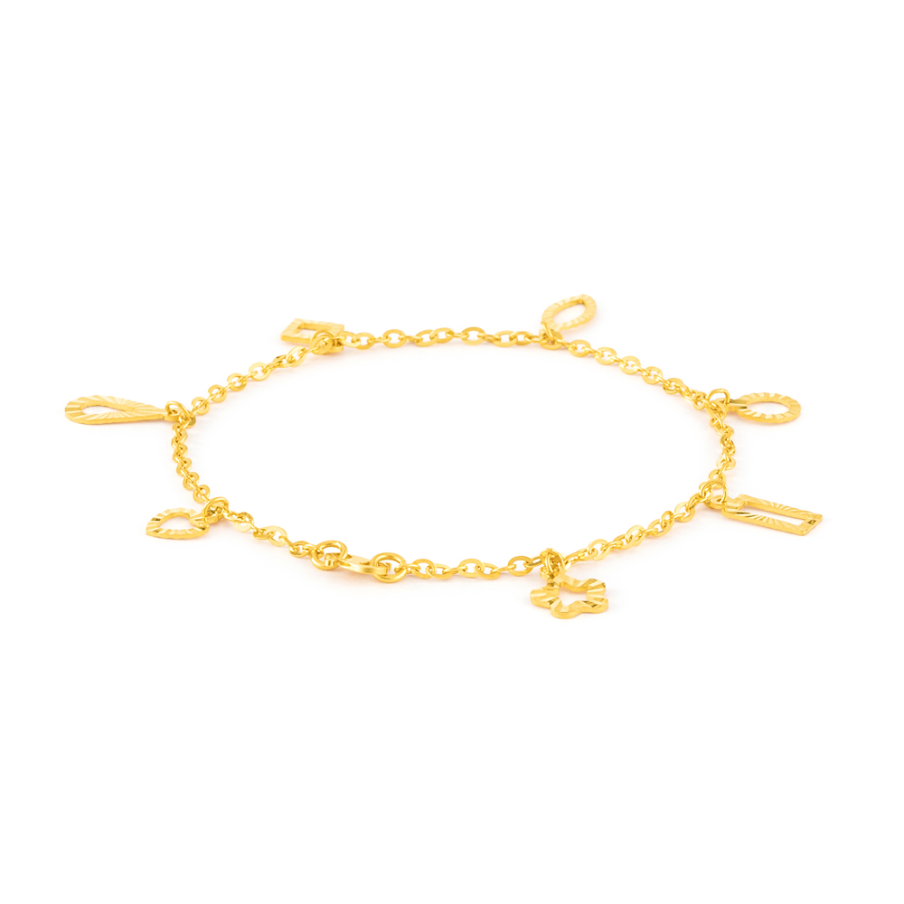 سوار حلية هندسي من الذهب عيار 22 قيراطاً سوار حلية هندسي من الذهب عيار 22 قيراطاً