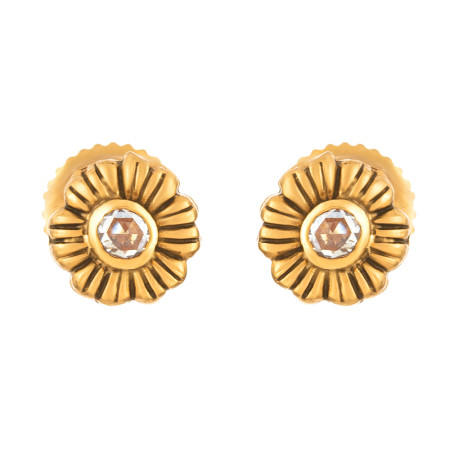 22Carat Gold Earring With Antique Finish 22Carat Gold Earring With Antique Finish