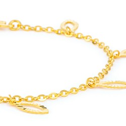 سوار نسائي من الذهب عيار 22 قيراط - تصميم حلية على شكل ورقة سوار نسائي من الذهب عيار 22 قيراط - تصميم حلية على شكل ورقة