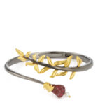 سوار أرتيميسيا من الفضة الإسترليني مع العقيق