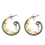 حلق لؤلؤة دائرية من الفضة الإسترليني أرتيميسيا حلق لؤلؤة دائرية من الفضة الإسترليني أرتيميسيا