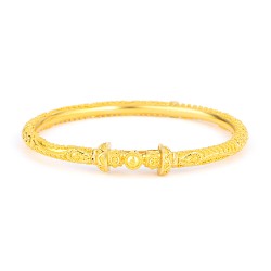 كادا جالي ذهب عيار 22 قيراط مع تفاصيل منحوتة في الوسط كادا جالي ذهب عيار 22 قيراط مع تفاصيل منحوتة في الوسط