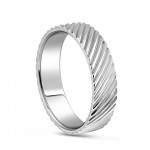 خاتم الزواج من البلاتين في المملكة المتحدة