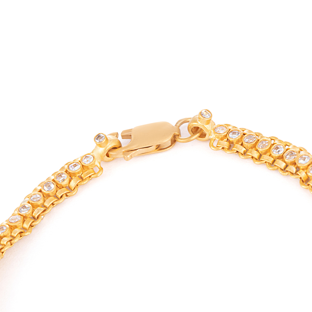 سوار من الذهب عيار 22 قيراط من مجموعة أرماري سوار من الذهب عيار 22 قيراط من مجموعة أرماري