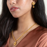 Kadınlar için 22 Ayar Altın Küpe Kadınlar için 22 Ayar Altın Küpe