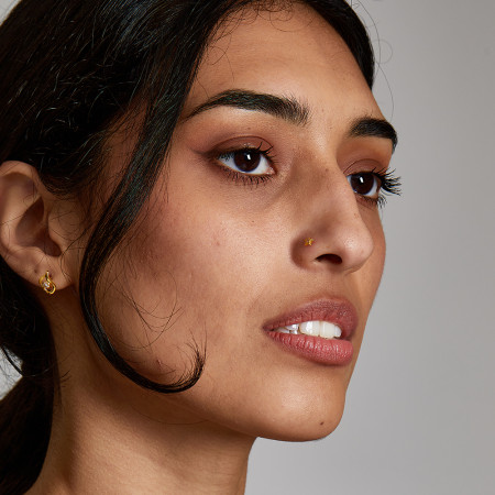 ذهب عيار 18 قيراط | مسمار دبوس الأنف على شكل نجمة CZ | بسمك 3.7 ملم ذهب عيار 18 قيراط | مسمار دبوس الأنف على شكل نجمة CZ | بسمك 3.7 ملم