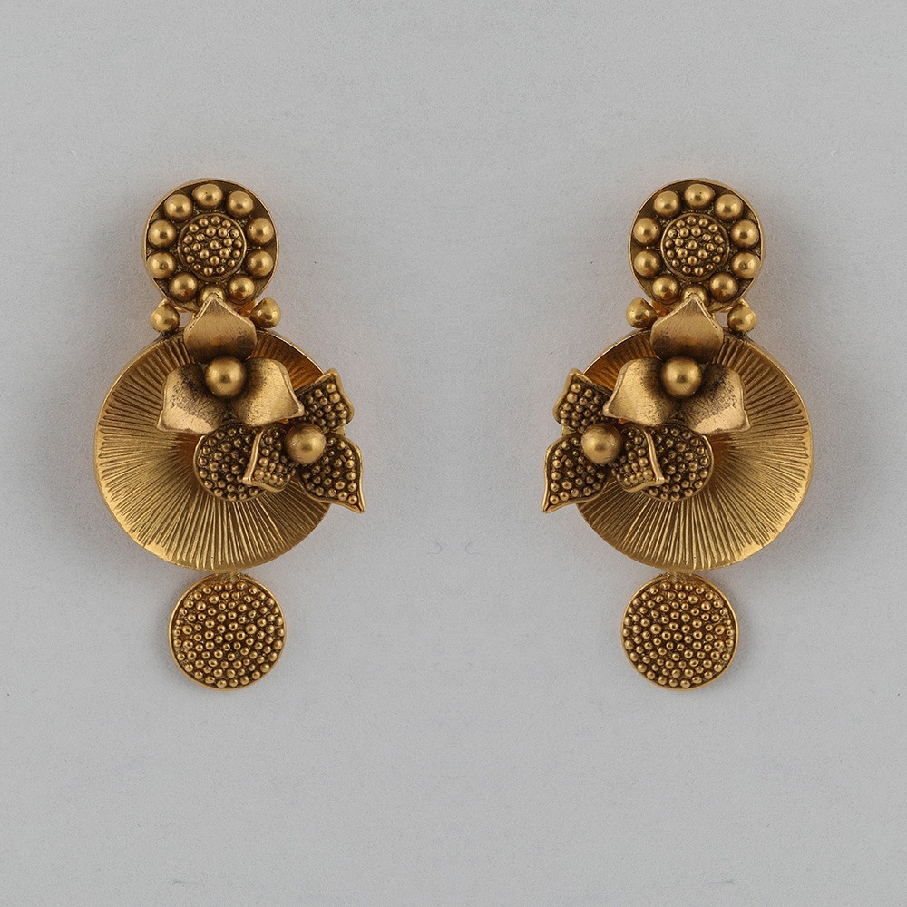 أقراط ذهبية عتيقة عيار 22 قيراط | مجموعة الورود أقراط ذهبية عتيقة عيار 22 قيراط | مجموعة الورود