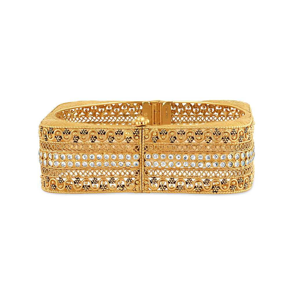 قلادة ذهبية فاخرة للسيدات عيار 22 قيراط | مجموعة أنوشا قلادة ذهبية فاخرة للسيدات عيار 22 قيراط | مجموعة أنوشا