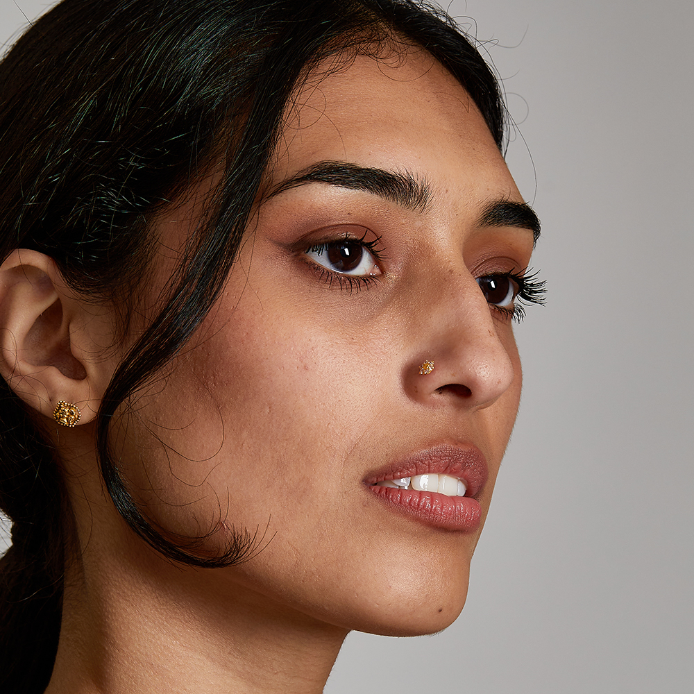 18 Ayar Altın | CZ'li Burun İğnesi Çıtçıt | 4,8 mm Kalınlık 18 Ayar Altın | CZ'li Burun İğnesi Çıtçıt | 4,8 mm Kalınlık