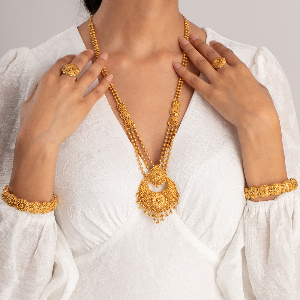 سلسال تينلادا من الذهب عيار 22 قيراط | مجموعة الورود سلسال تينلادا من الذهب عيار 22 قيراط | مجموعة الورود