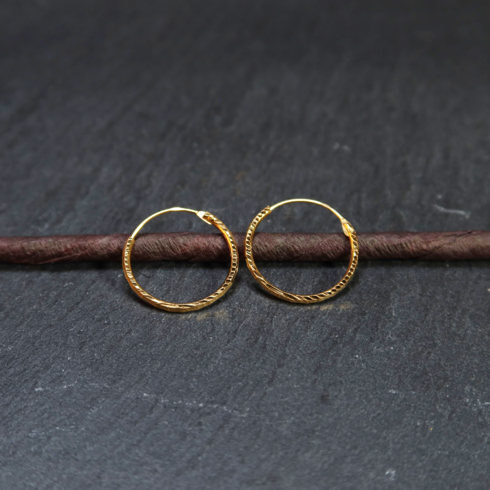 Yellow Gold Diamond Cut Hoop Earring Yellow Gold Diamond Cut Hoop Earring