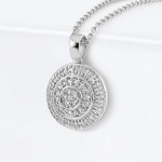 18 Ayar Beyaz Altın Pırlantalı Yuvarlak Şekilli Kolye