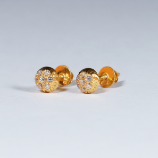 22ct Gold Cubic Zirconia Round Stud Earrings 22ct Gold Cubic Zirconia Round Stud Earrings