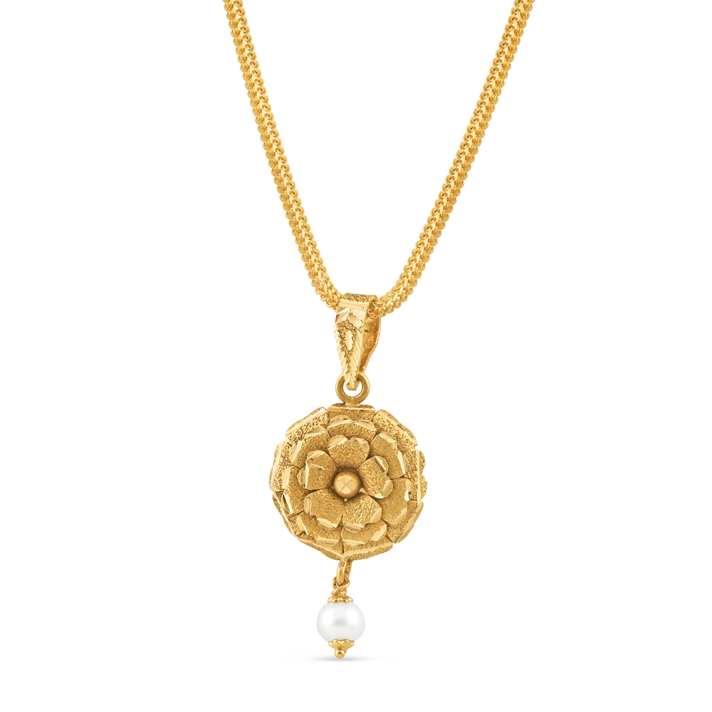 22ct Gold Rosette Pendant with Pearl | 19 mm 22ct Gold Rosette Pendant with Pearl | 19 mm