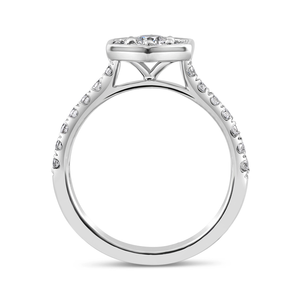 Verlobungsring aus Platin mit Diamanten