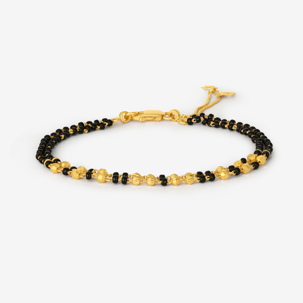 Siyah Boncuklu Altın Mangalsutra Bileklik Siyah Boncuklu Altın Mangalsutra Bileklik