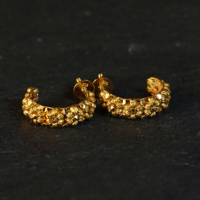 22 Ayar Sunrise Altın Rozet Yarım Halka Tarzı Küpe Çıtçıtları 22 Ayar Sunrise Altın Rozet Yarım Halka Tarzı Küpe Çıtçıtları