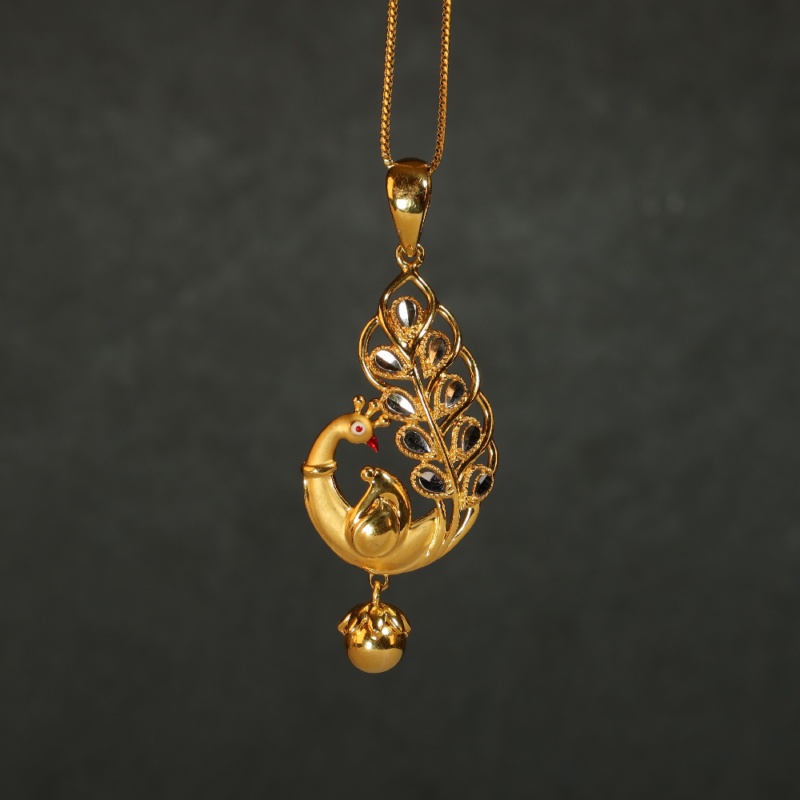 22 Ayar Altın Tavus Kuşu Kolye 22 Ayar Altın Tavus Kuşu Kolye