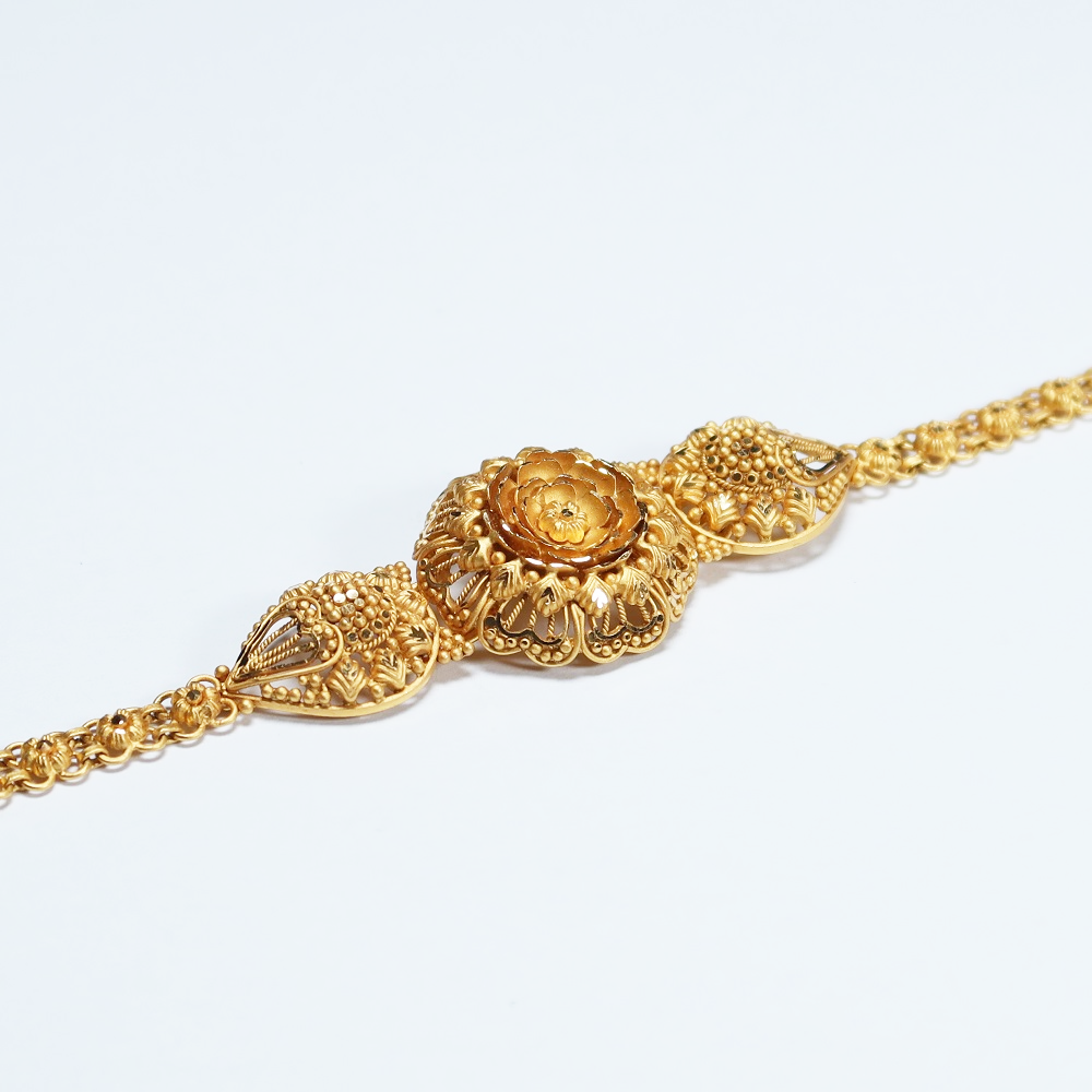 Kadınlar İçin 22 Ayar Altın Antik Bileklik Kadınlar İçin 22 Ayar Altın Antik Bileklik