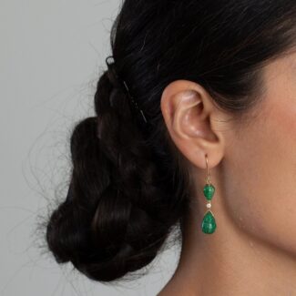 18ct Yellow Gold Earring With Diamond and Emerald 18ct Yellow Gold Earring With Diamond and Emerald