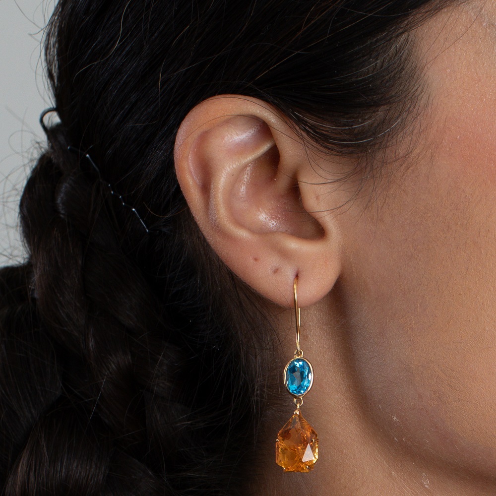 Mavi Topaz ve Sarı Sitrin ile 18 Ayar Altın Küpe Mavi Topaz ve Sarı Sitrin ile 18 Ayar Altın Küpe