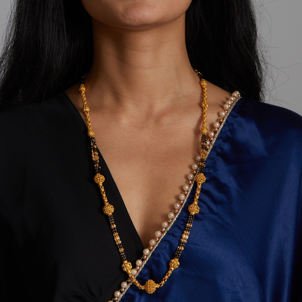 مانغالسوترا من الذهب البريطاني عيار 22 قيراطاً ماركة هولمارك بريطاني | 32 بوصة مانغالسوترا من الذهب البريطاني عيار 22 قيراطاً ماركة هولمارك بريطاني | 32 بوصة