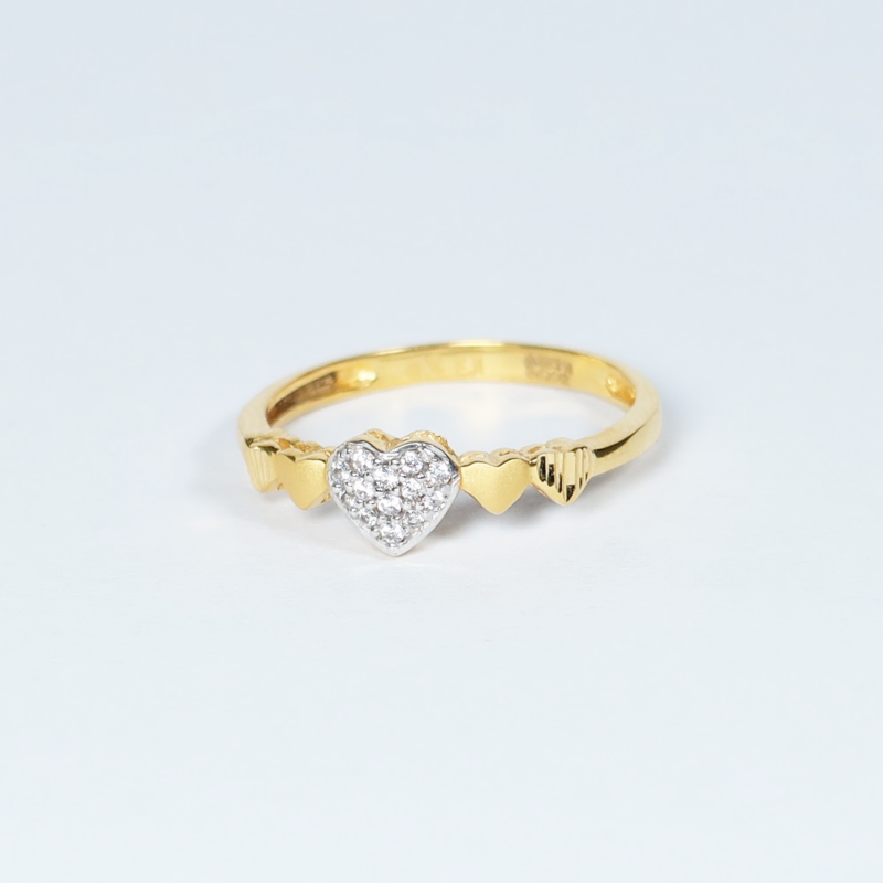 22ct Gold Heart Shape Ladies Ring | Size L