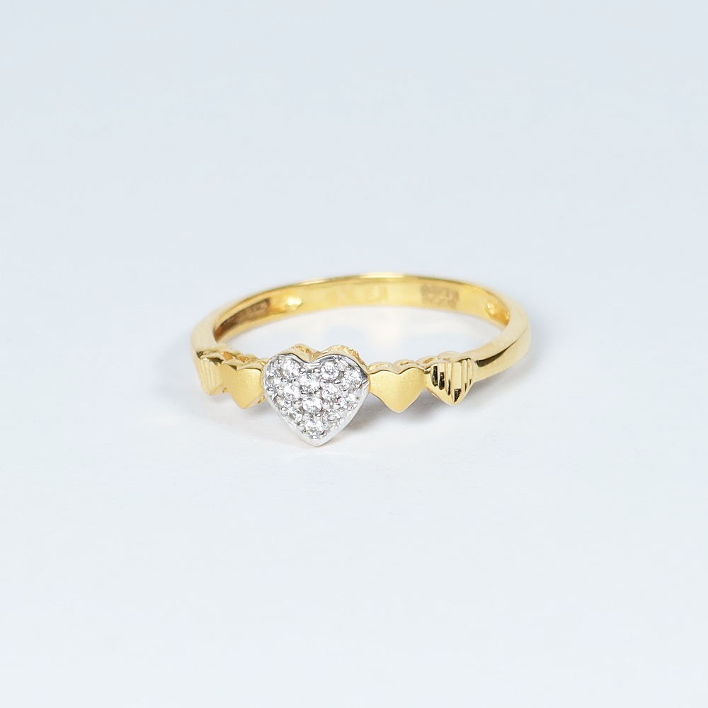 خاتم نسائي على شكل قلب من الذهب عيار 22 قيراط | مقاس L خاتم نسائي على شكل قلب من الذهب عيار 22 قيراط | مقاس L