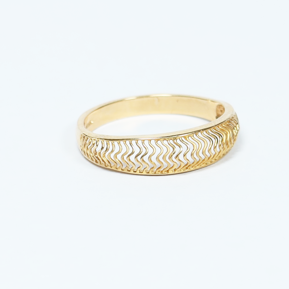 22ct Gold Wave Pattern Ring | Size P 22ct Gold Wave Pattern Ring | Size P