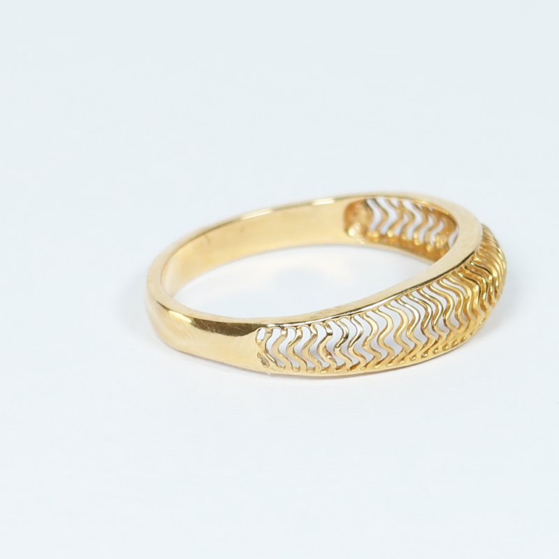 22 Ayar Altın Dalga Desenli Yüzük | P Beden 22 Ayar Altın Dalga Desenli Yüzük | P Beden