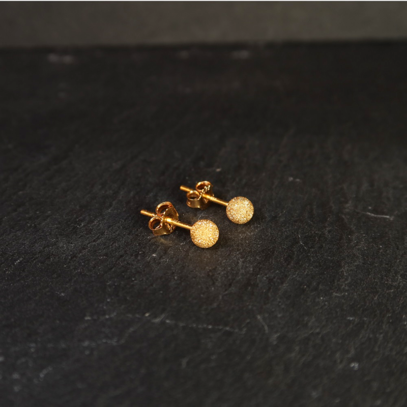 Altın Küpeler İngiltere Altın Küpeler İngiltere