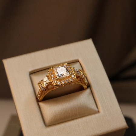 22 Ayar Altın CZ Üçlü Nişan Yüzüğü | O Beden 22 Ayar Altın CZ Üçlü Nişan Yüzüğü | O Beden