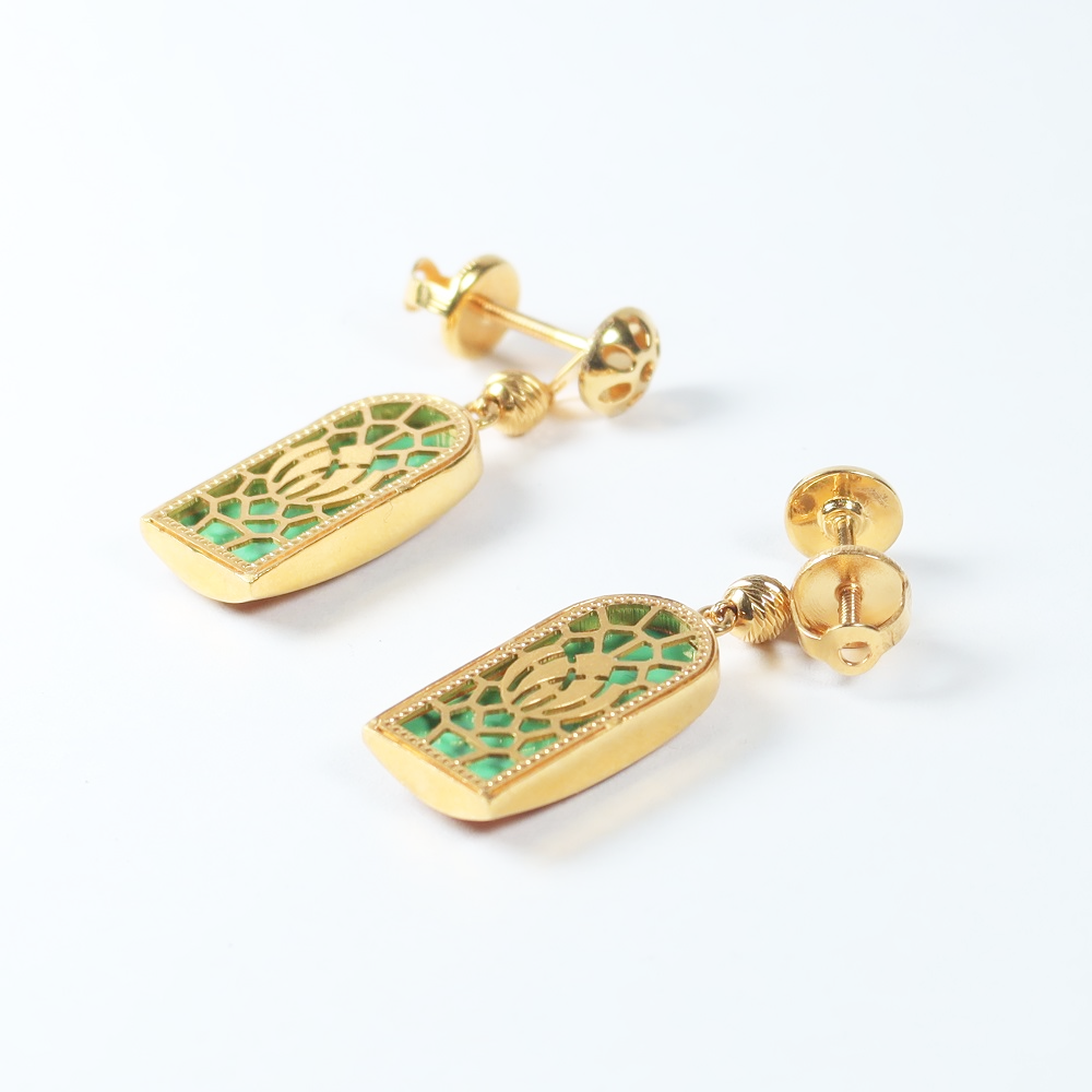 22ct Altın Mineli Ters Çevrilebilir Küpe 22ct Altın Mineli Ters Çevrilebilir Küpe