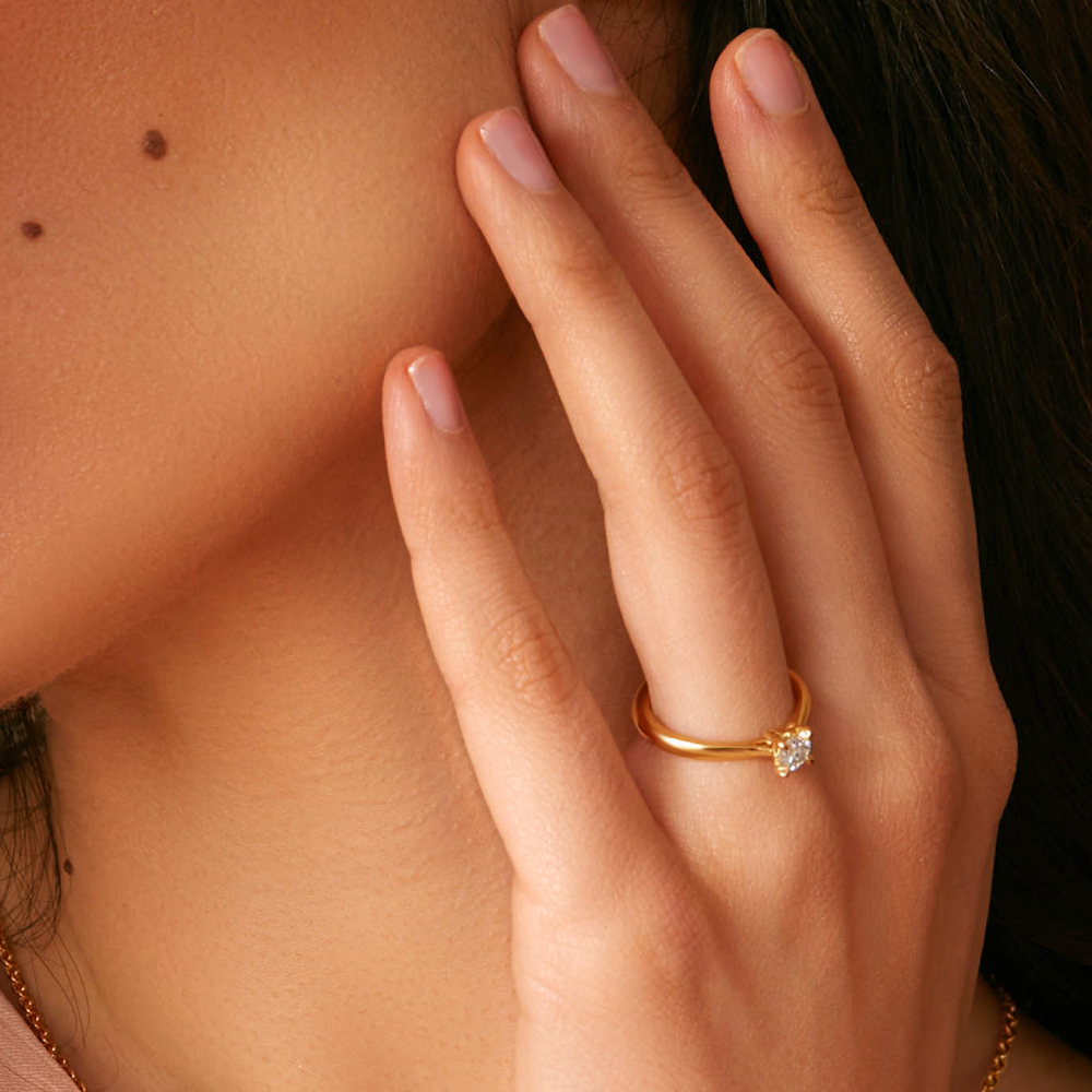 Tomurcuk Nişan Yüzüğü 0.40ct Tomurcuk Nişan Yüzüğü 0.40ct