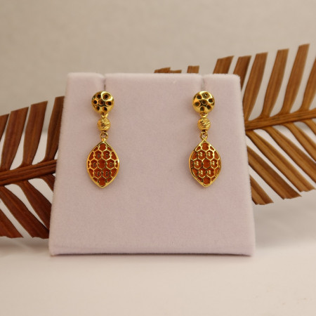 Reversible 22ct Gold Earring with Enamel Reversible 22ct Gold Earring with Enamel