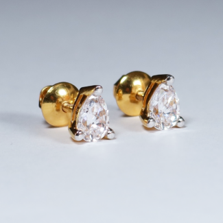 22ct Yellow Gold Pear CZ Stud 22ct Yellow Gold Pear CZ Stud
