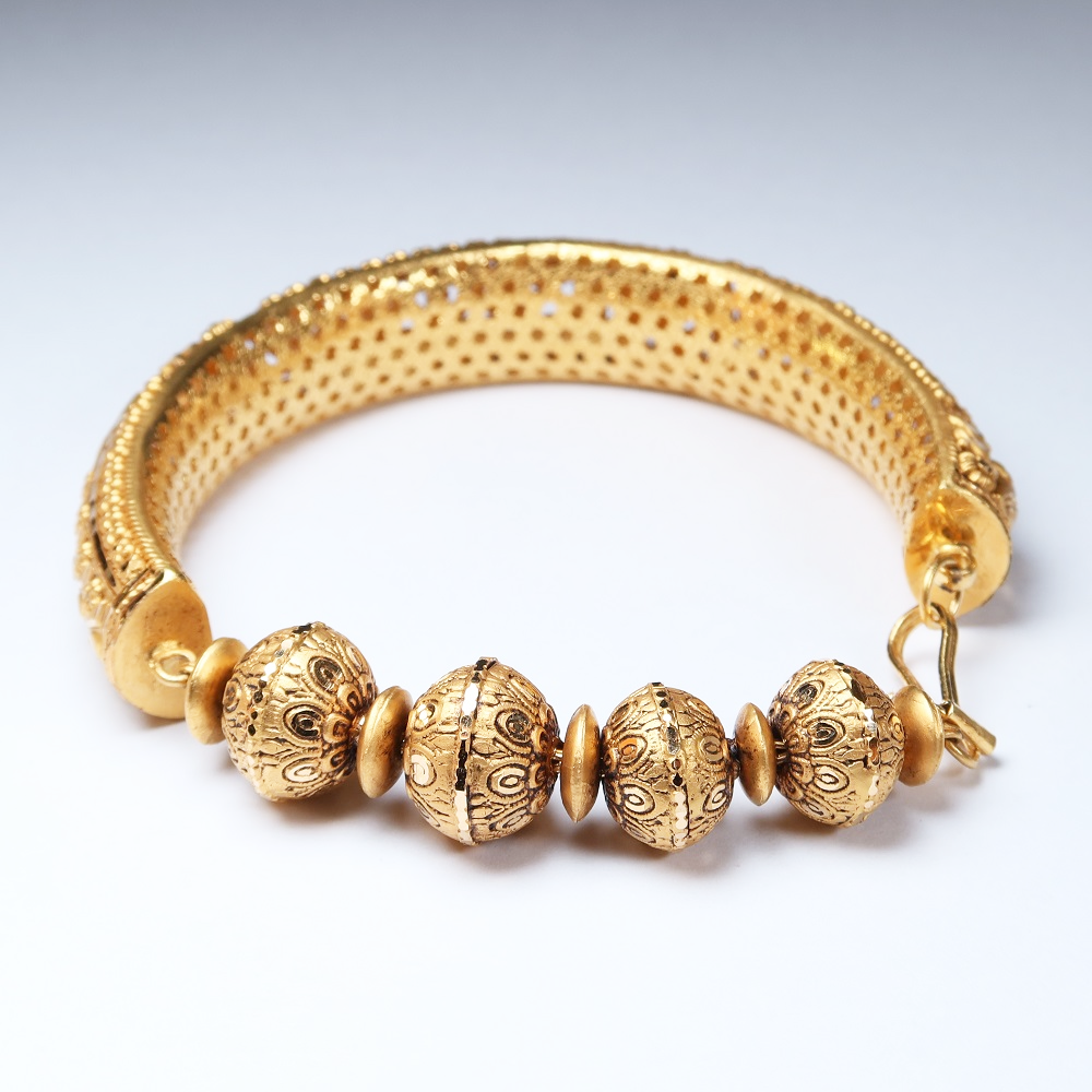 Armari Collection 22ct Gold Kada | Size 2.2 Armari Collection 22ct Gold Kada | Size 2.2