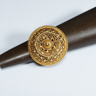 22ct Gold Round Shaped Adjustable Ring 22ct Gold Round Shaped Adjustable Ring