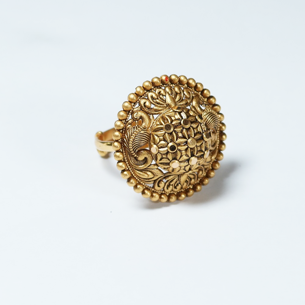 22ct Gold Round Shaped Cocktail Ring | Adjustable Size 22ct Gold Round Shaped Cocktail Ring | Adjustable Size