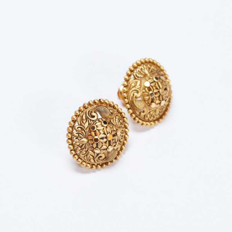 قرط طاووس عيار 22 قيراط من الذهب عيار 22 قيراطاً بلمسة نهائية عتيقة قرط طاووس عيار 22 قيراط من الذهب عيار 22 قيراطاً بلمسة نهائية عتيقة