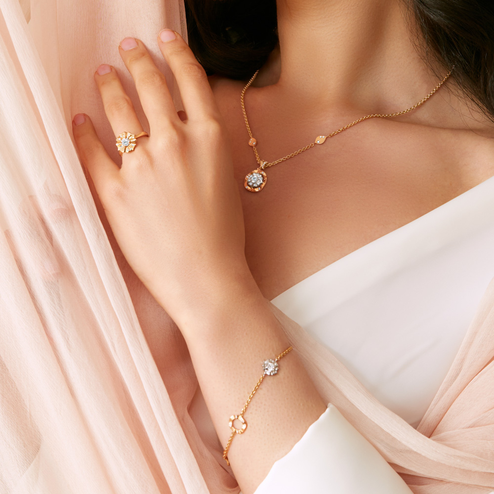 Bloom ve Lilypad Bileklik Bloom ve Lilypad Bileklik